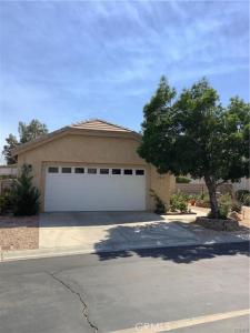 11253 Pleasant Hills Drive, Apple Valley, קליפורניה 92308, ארצות הברית של אמריקה 