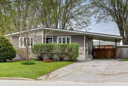 375 Av. Denonville, Saint-Hyacinthe, Quebec J2S 6Z6, CANADÁ