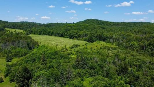 367 Ch. de Wakefield-Heights, La Pêche, Québec J0X 3G0, Canada