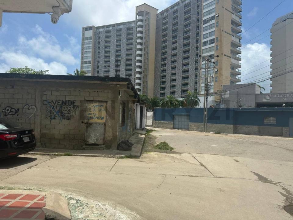 av.silva tucacas terreno, Tucacas, Falcón 2055, Venezuela