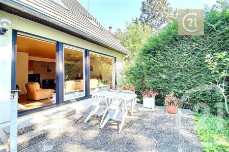 Les Pavillons Sous Bois, Île-de-France 93320, France