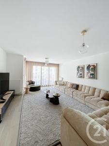 Levallois Perret, Île-de-France 92300, France