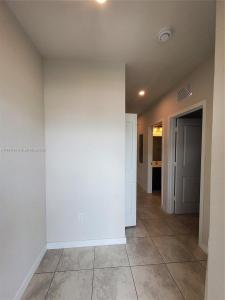 1085 NW 4th Ter, Florida City, Floride 33034, États-Unis