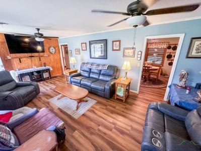 1004 Hillcrest Street, Linden, Texas 75563, Stati Uniti