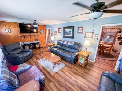 1004 Hillcrest Street, Linden, Texas 75563, Stati Uniti