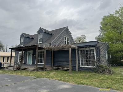 404 North Douglas St., Malden, Missouri 63863, USA