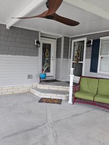 27110 Jones Loop Rd #8, Punta Gorda, Florida 33982, USA