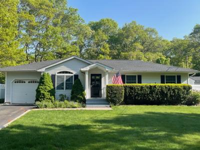 223 Southaven Ave, Medford, NY 11763, USA