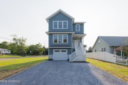 390 Marine Street, Tuckerton, New Jersey 08087, États-Unis