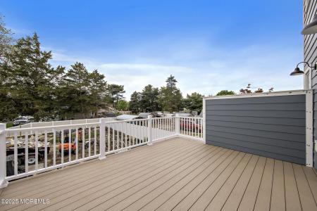 390 Marine Street, Tuckerton, New Jersey 08087, États-Unis