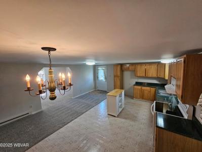 16 Brook Street, Montgomery, Pennsylvania 17752, USA