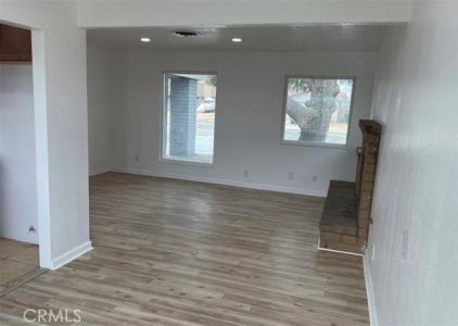 10724 Crab Apple, California City, Kaliforniya 93505, Amerika Birleşik Devletleri