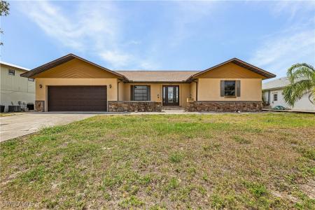 5127 Genesee Parkway, Bokeelia, Florida 33922