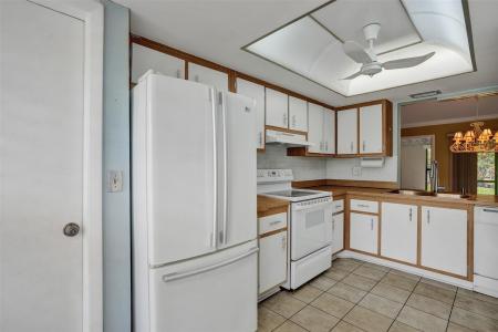 2261 SW 15th Pl, Deerfield Beach, Florida 33442, USA