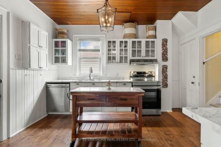 47 PAUL STREET, Prince Edward County, Ontario K0K 2T0, Canada