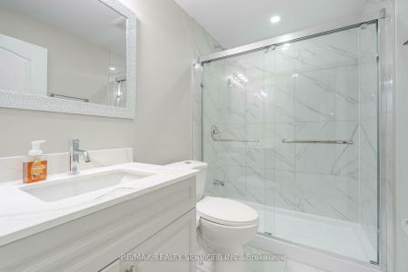 53 ASH HILL AVENUE, Caledon, Ontario L7C 4E8, Canadá