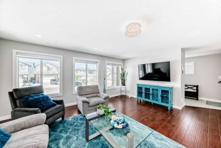 636 AQUITANIA BOULEVARD W, Lethbridge, 앨버타주 T1J 5G5, 캐나다