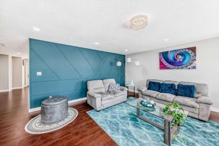636 AQUITANIA BOULEVARD W, Lethbridge, 앨버타주 T1J 5G5, 캐나다