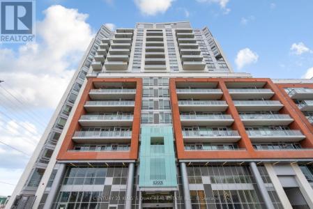8888 YONGE STREET, Richmond Hill (south Richvale), Ontario L4C 6Z1, Canada