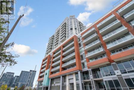 8888 YONGE STREET, Richmond Hill (south Richvale), Ontario L4C 6Z1, CANADÁ