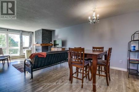 5 JACKSWAY CRESCENT, London North (north G), Ontario N5X 3T6, Canada