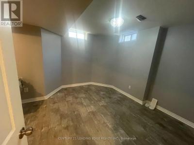 72 PELEE AVENUE, Vaughan (kleinburg), 安大略省 L4H 3N5, 加拿大