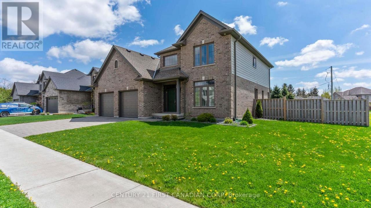 102 CAVERHILL CRESCENT, Middlesex Centre (komoka), Ontario N0L 1R0, Kanada