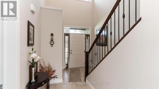 102 CAVERHILL CRESCENT, Middlesex Centre (komoka), Ontario N0L 1R0, Kanada