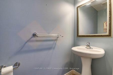 1678 BLACKMAPLE CRESCENT, London East, Ontario N5Y 6L6, Canadá