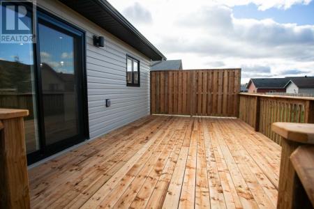 24 NOAH DR, Sault Ste. Marie, Ontario P6C 6E6, Kanada