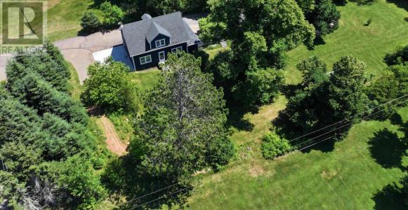 505 MAIN STREET, Cornwall, Île-du-Prince-Édouard C0A 1H0, Canada