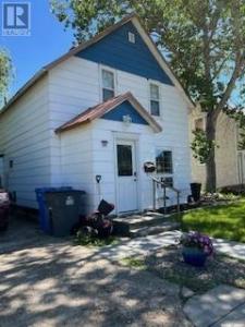 1217 2ND STREET, Estevan, Saskatchewan S4A 0M1, Canadá
