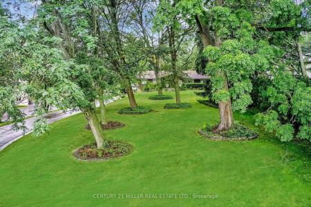 200 MORRISON ROAD, Oakville, Ontario L6J 4J4, Canadá