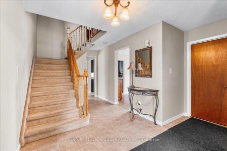 17 MORRIS DRIVE, Belleville, Ontario K8P 5B2, Canadá