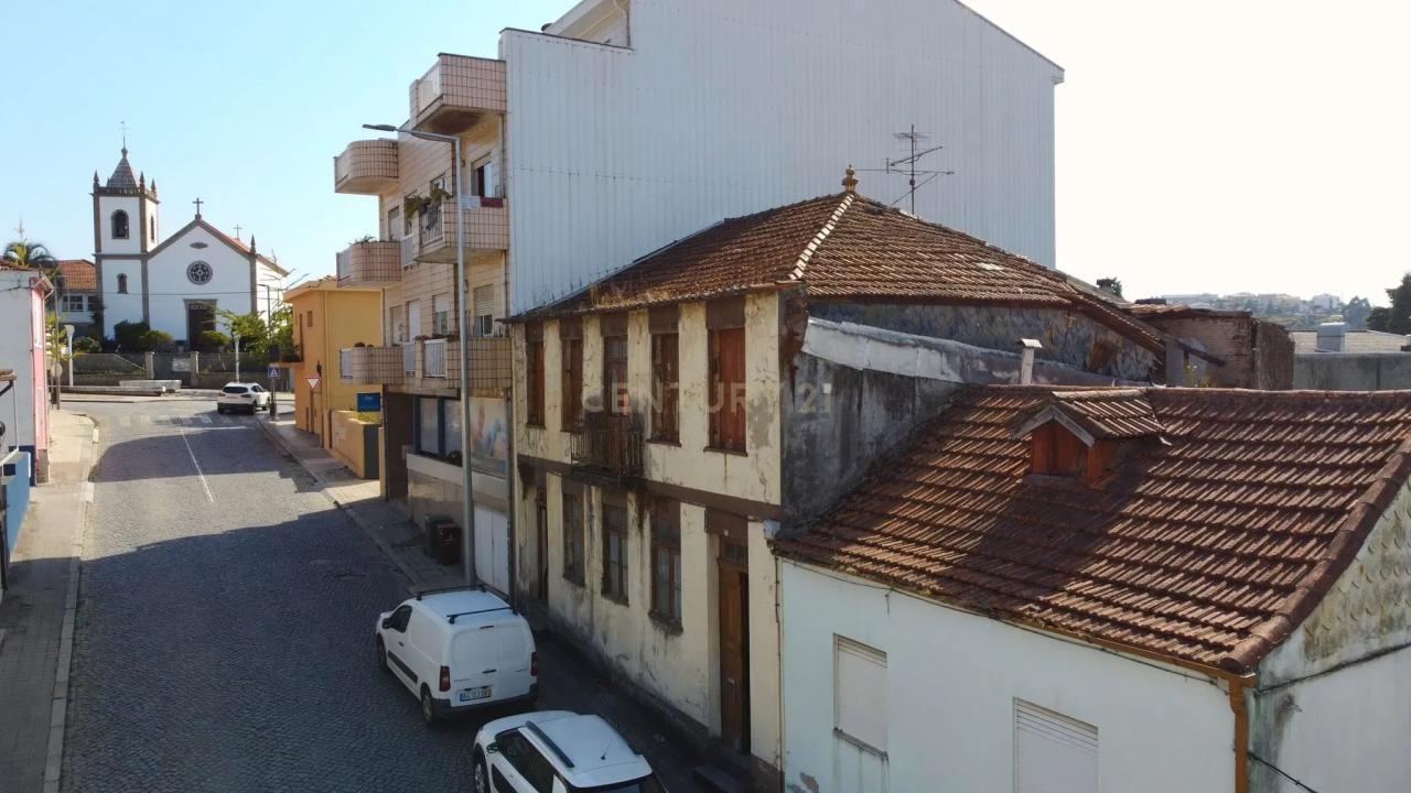 Santo Tirso, פורטו 4780, פורטוגל