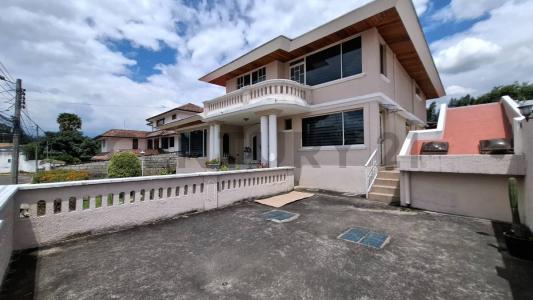 Calle el oro Urbanizacion la Colina 369, Quito, Pichincha 00001, Ecuador