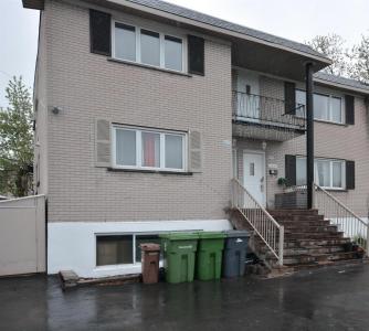 11672-11674 Rue Pavillon, Montréal (Pierrefonds-Roxboro), Quebec H8Y 2Y4, Canada