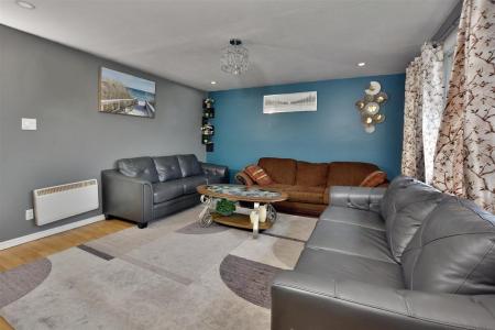 11672-11674 Rue Pavillon, Montréal (Pierrefonds-Roxboro), Quebec H8Y 2Y4, Canada