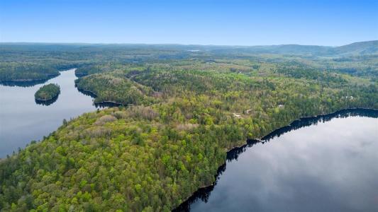 Ch. de la Pointe-à-l'Ours, Denholm, Quebec J0X 2G0, Canada