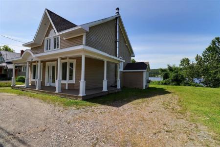 1333  Ch. Guérette, Pohénégamook, Québec G0L 1J0, Canada