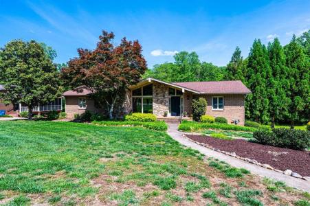 3520 4th Street Boulevard NW, Hickory, NC 28601, USA