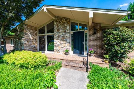 3520 4th Street Boulevard NW, Hickory, 北卡羅來納州 28601, 美國