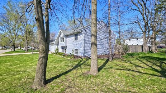 2530 S Gladys Avenue, Appleton, Wisconsin 54915
