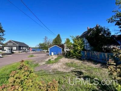 42233 Willson Memorial Dr., Chassell, Michigan 49916