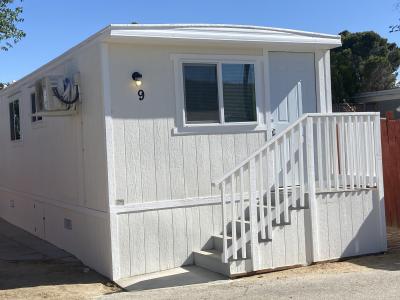 1258 W Rosamond Boulevard , Spc 9, Rosamond, Califórnia 93560, Estados Unidos