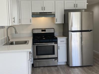 1258 W Rosamond Boulevard , Spc 9, Rosamond, Califórnia 93560, Estados Unidos