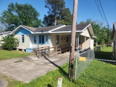805 DR MARTIN LUTHER KING Drive, Napoleonville, ルイジアナ 70390, アメリカ合衆国