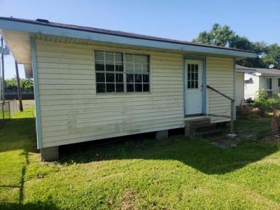 805 DR MARTIN LUTHER KING Drive, Napoleonville, ルイジアナ 70390, アメリカ合衆国