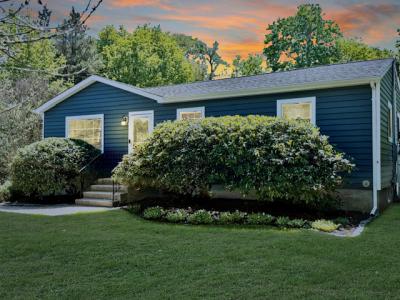 18 Cherry Ln, Port Jefferson Station, 纽约州 11776, 美国
