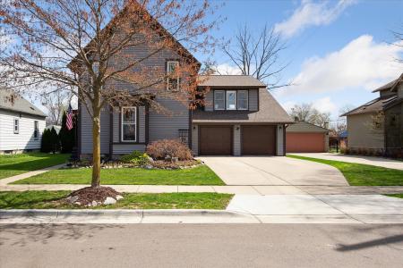 415 Yerkes Street, Northville, Michigan 48167, USA